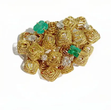 Broche esmeraldas y diamantes